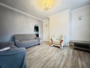 Lounge- click for photo gallery